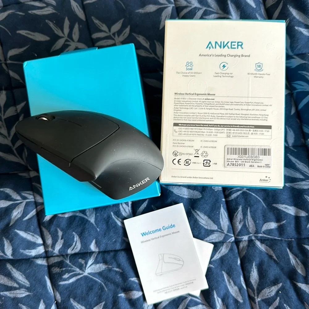 Anker Wireless Vertical Ergonomic Optical Mouse